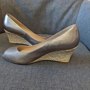 L.K. Bennett Size 7.5 Silver Wedges